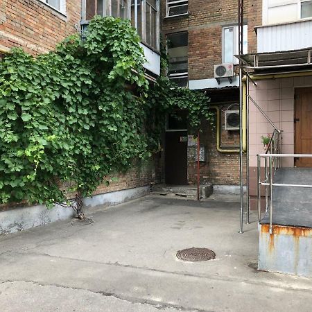 Хостел Hikkaduwa Hostel Киев Экстерьер фото